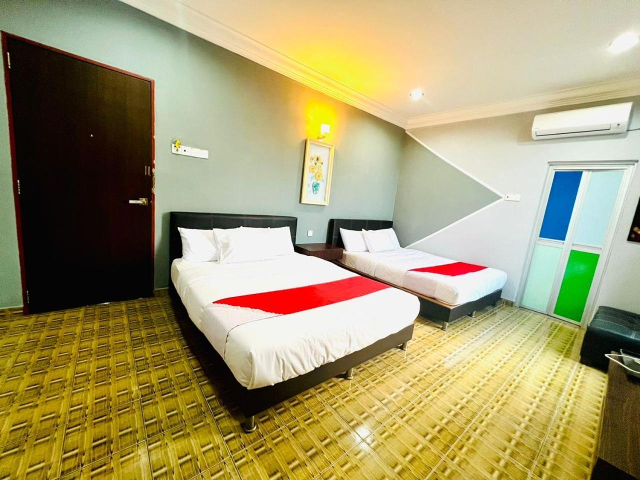 Daily Inn Hotel Mersing Extérieur photo